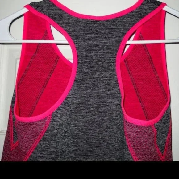 Women's NEW MIX Tank Top One Size - Picture 2 of 3